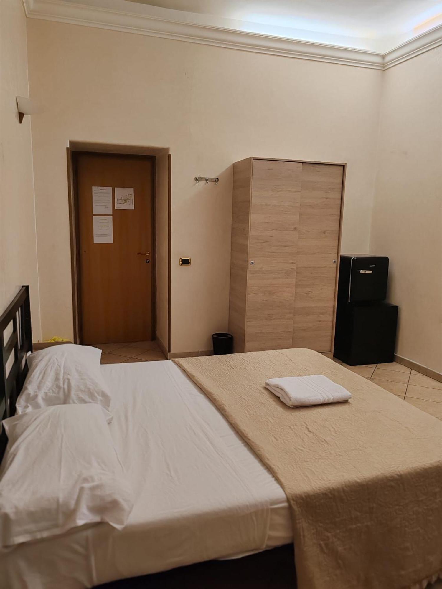 B&B Piazza Ragusa Roma Dış mekan fotoğraf